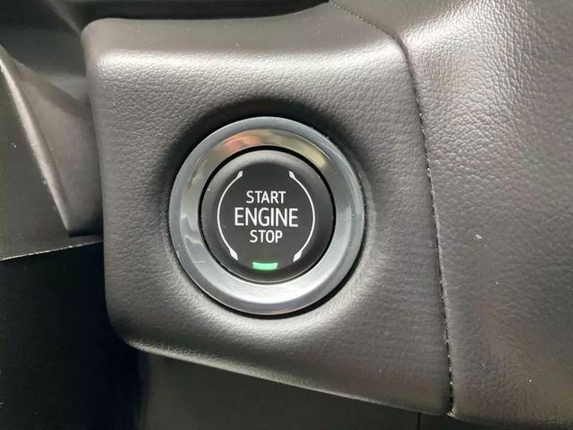 Photo of 2023 Black Chevrolet Suburban