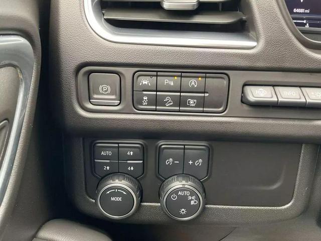 Photo of 2023 Black Chevrolet Suburban