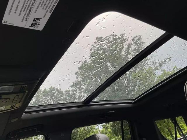Photo of 2023 Black Chevrolet Suburban