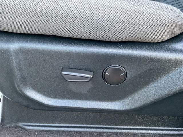 Photo of 2020 Oxford White Ford F-150