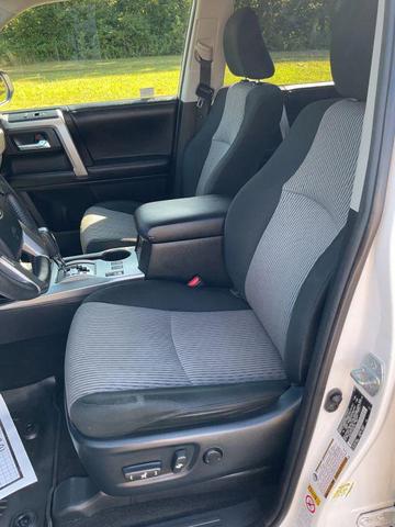 Photo of 2018 Super White Toyota 4Runner