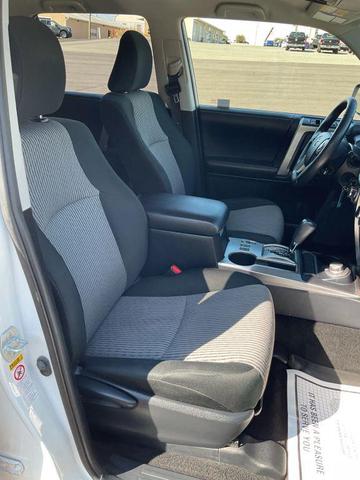 Photo of 2018 Super White Toyota 4Runner
