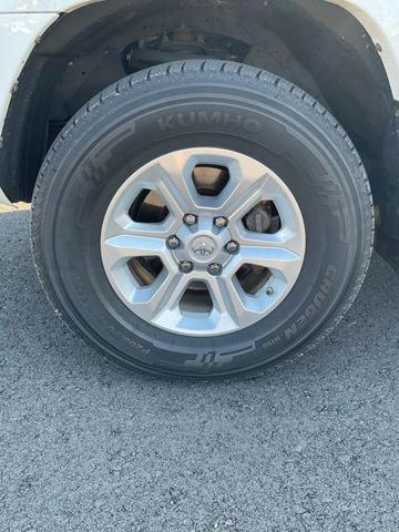 Photo of 2018 Super White Toyota 4Runner