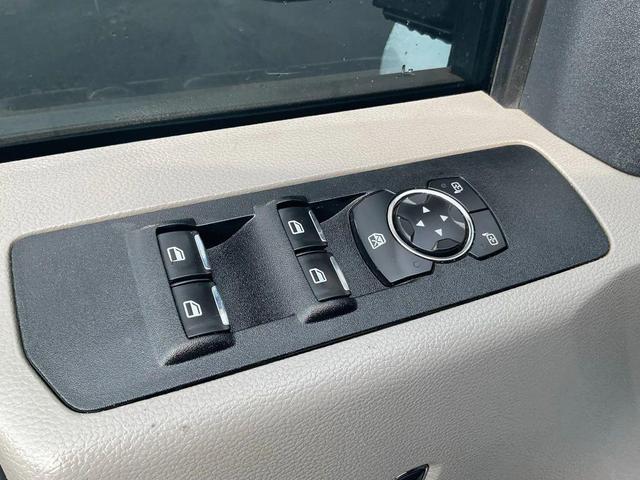Photo of 2022 White Ford F-250