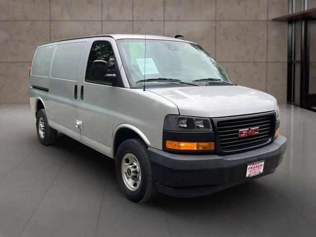 Photo of 2020 Quicksilver Metallic GMC Savana 3500