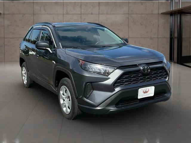 Photo of 2019 Magnetic Gray Metallic Toyota RAV4