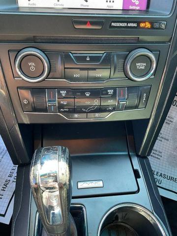 Photo of 2017 Shadow Black Ford Explorer