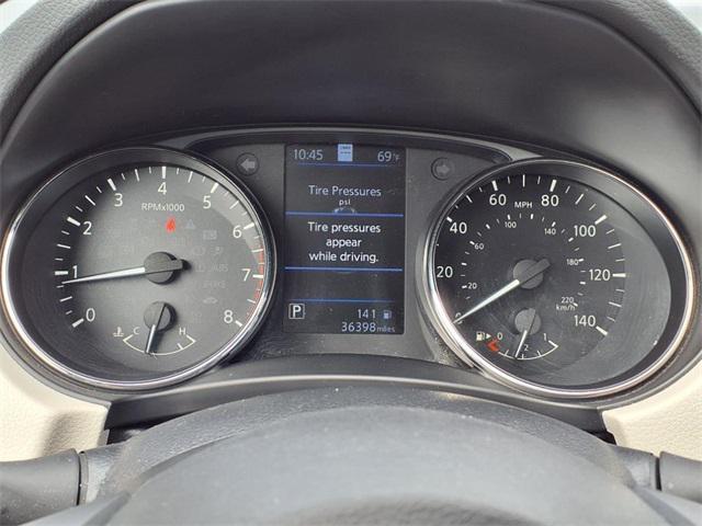 Photo of 2021 Brilliant Silver Metallic Nissan Rogue Sport