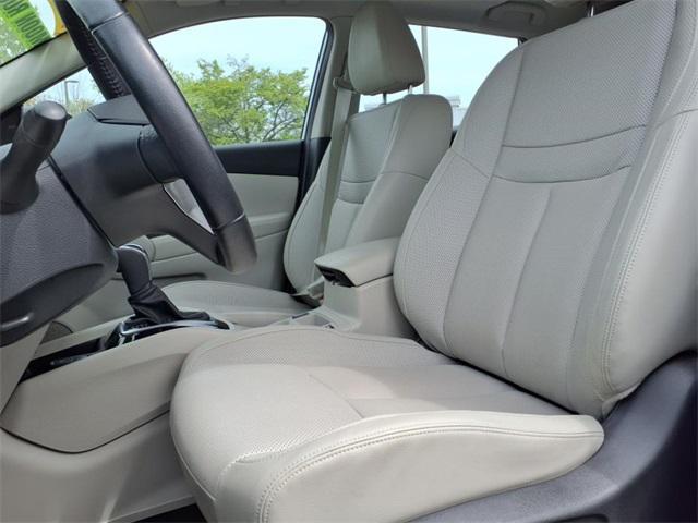 Photo of 2021 Brilliant Silver Metallic Nissan Rogue Sport