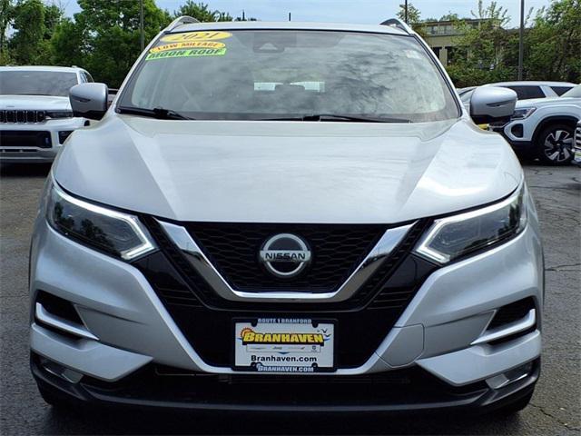 Photo of 2021 Brilliant Silver Metallic Nissan Rogue Sport