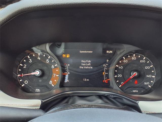 Photo of 2025 Diamond Black Crystal Pearlcoat Jeep Compass