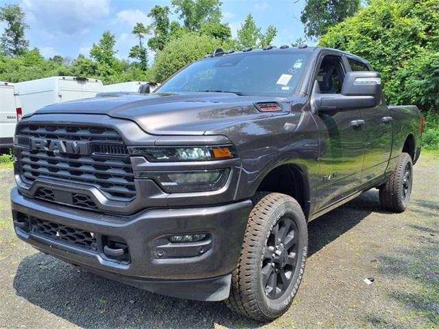 Photo of 2025 Granite Crystal Metallic Clearcoat RAM 2500