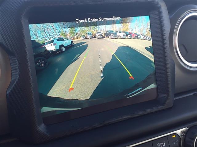 Photo of 2023 Silver Zynith Clearcoat Jeep Wrangler 4xe
