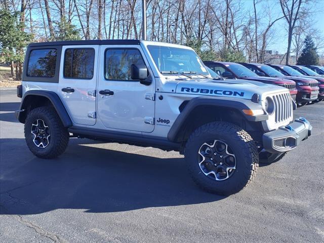Photo of 2023 Silver Zynith Clearcoat Jeep Wrangler 4xe