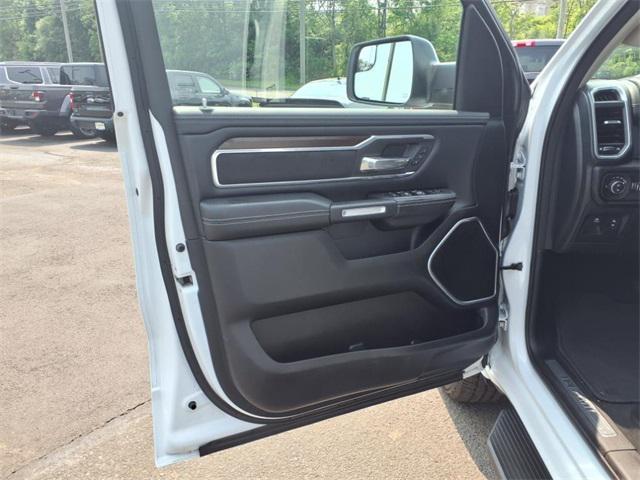 Photo of 2022 Bright White Clearcoat RAM 1500