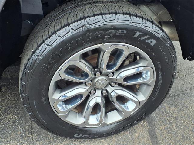 Photo of 2020 Granite Crystal Metallic Clearcoat RAM 1500
