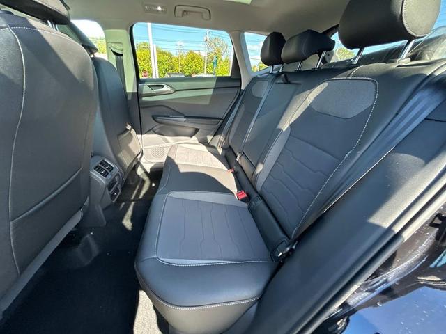 Photo of 2025 Deep Black Pearl Volkswagen Taos