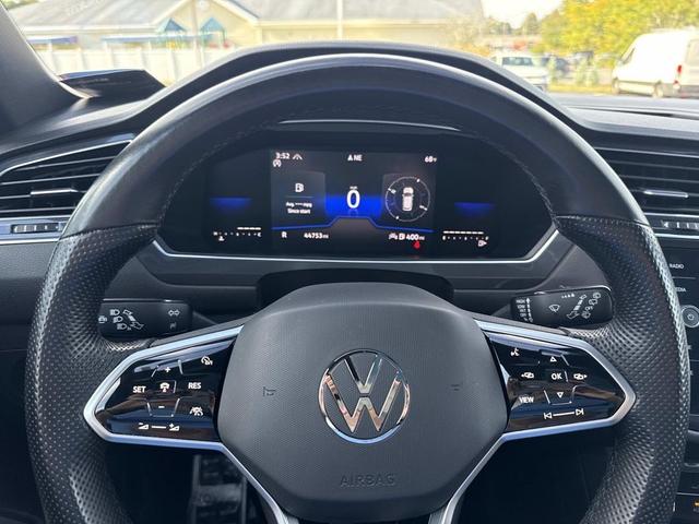 Photo of 2022 White Volkswagen Tiguan