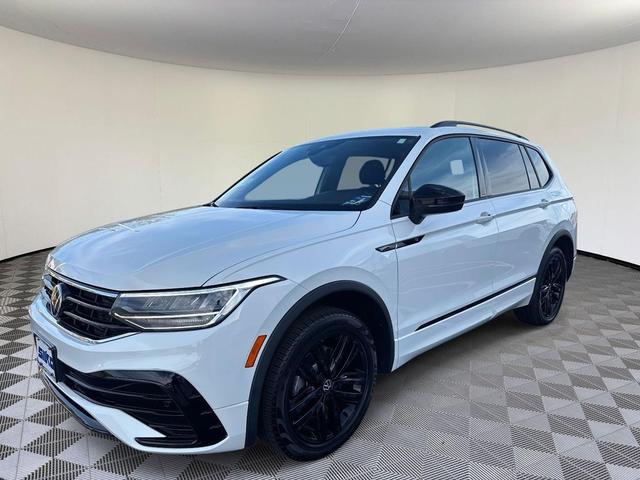 Photo of 2022 White Volkswagen Tiguan