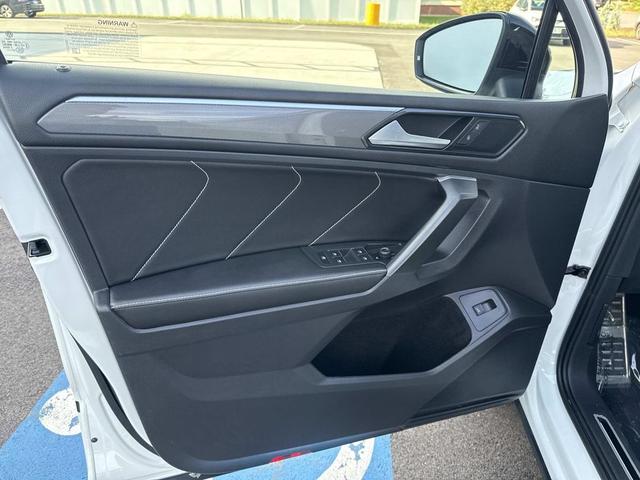 Photo of 2022 White Volkswagen Tiguan