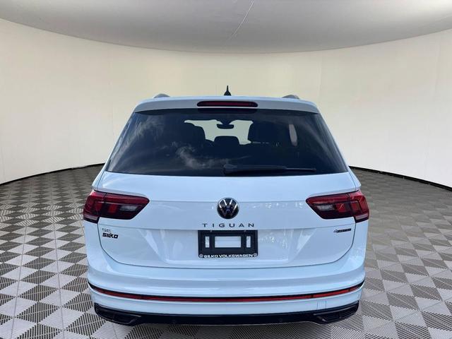 Photo of 2022 White Volkswagen Tiguan