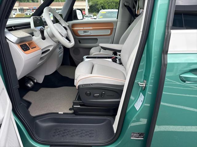 Photo of 2025 Mahi Green Volkswagen ID. Buzz