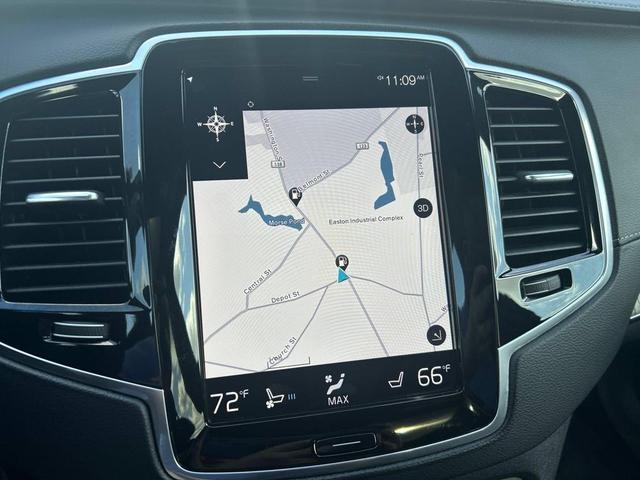 Photo of 2022 Bright Silver Metallic Volvo XC90