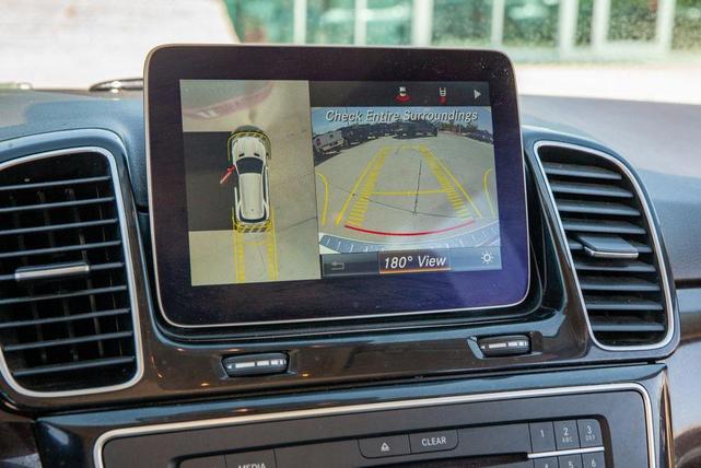 Photo of 2018 White Mercedes-Benz GLE 350