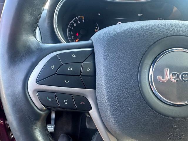 Photo of 2019 Velvet Red Pearlcoat Jeep Grand Cherokee