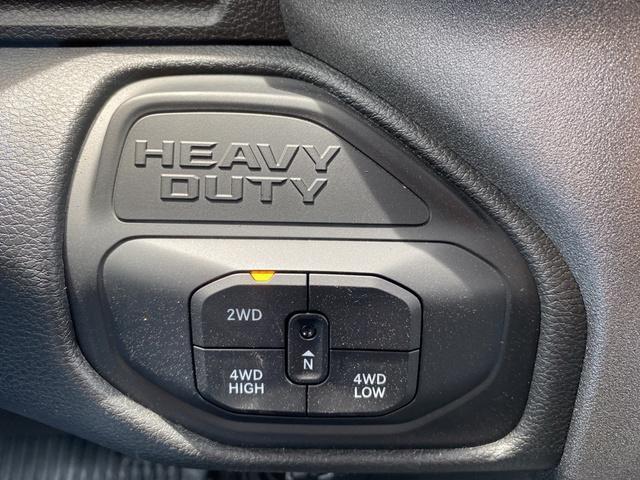 Photo of 2025 Granite Crystal Clearcoat Metallic RAM 2500