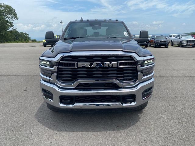 Photo of 2025 Granite Crystal Clearcoat Metallic RAM 2500