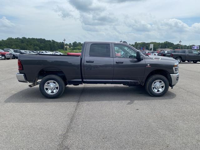 Photo of 2025 Granite Crystal Clearcoat Metallic RAM 2500