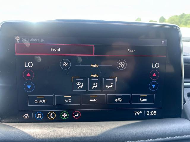 Photo of 2021 Summit White Chevrolet Suburban