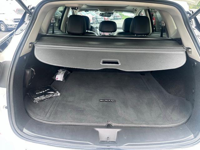 Photo of 2021 White Nissan Murano