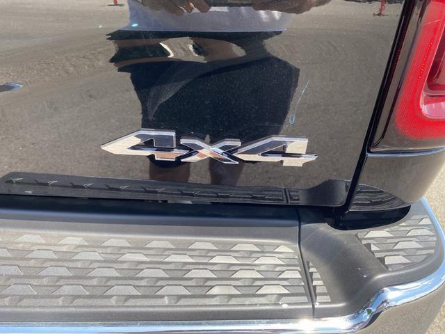 Photo of 2025 Diamond Black RAM 2500