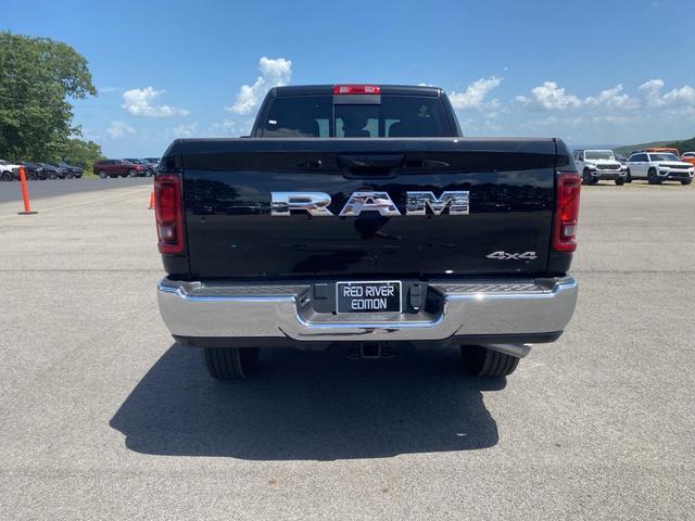 Photo of 2025 Diamond Black RAM 2500