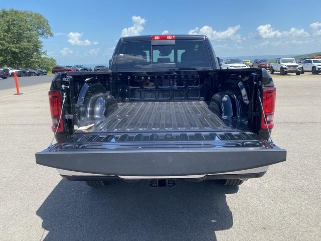 Photo of 2025 Diamond Black RAM 2500