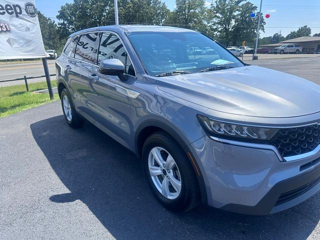 Photo of 2021 Everlasting Silver Kia Sorento