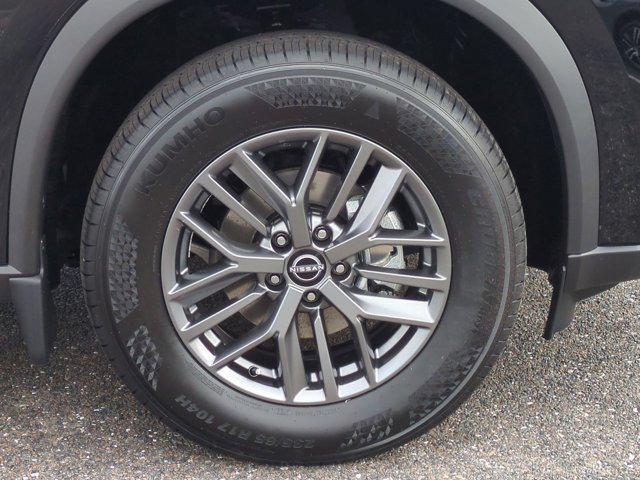 Photo of 2026 Super Black Nissan Rogue