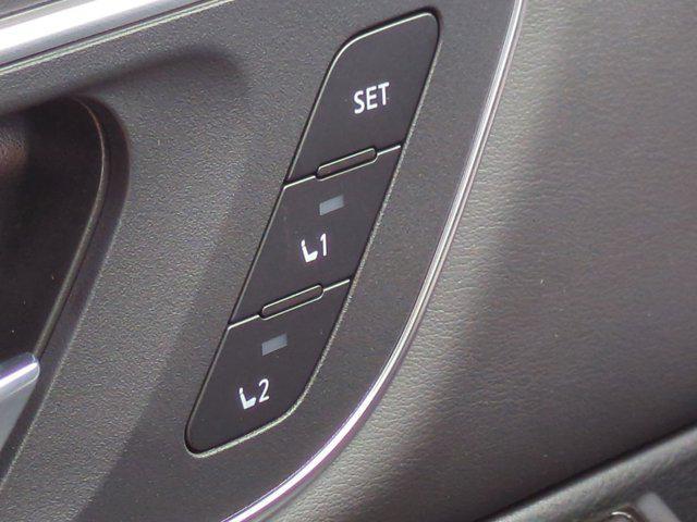 Photo of 2025 Super Black Nissan Rogue