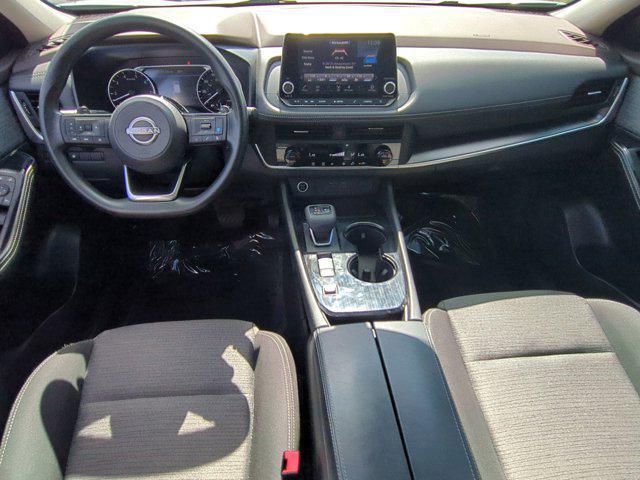 Photo of 2023 Brilliant Silver Metallic Nissan Rogue