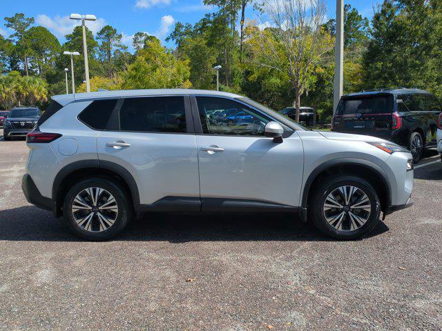 Photo of 2023 Brilliant Silver Metallic Nissan Rogue