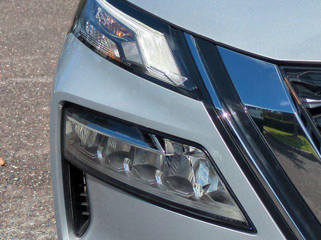 Photo of 2023 Brilliant Silver Metallic Nissan Rogue
