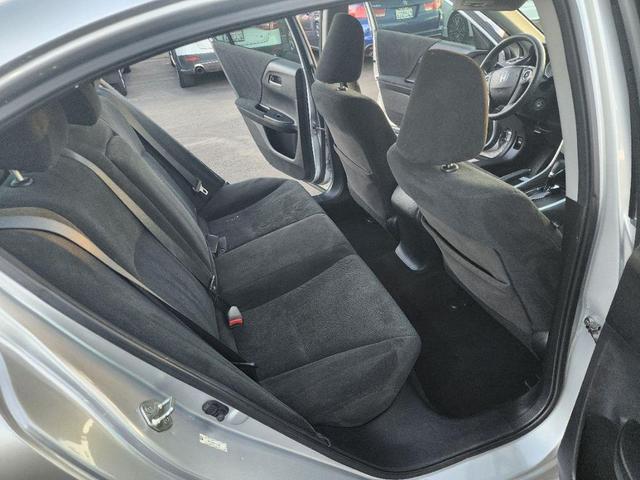 Photo of 2013 Alabaster Silver Metallic Honda Accord