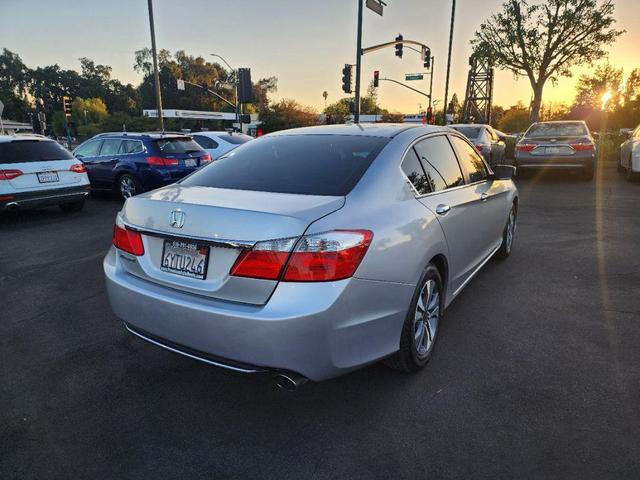 Photo of 2013 Alabaster Silver Metallic Honda Accord