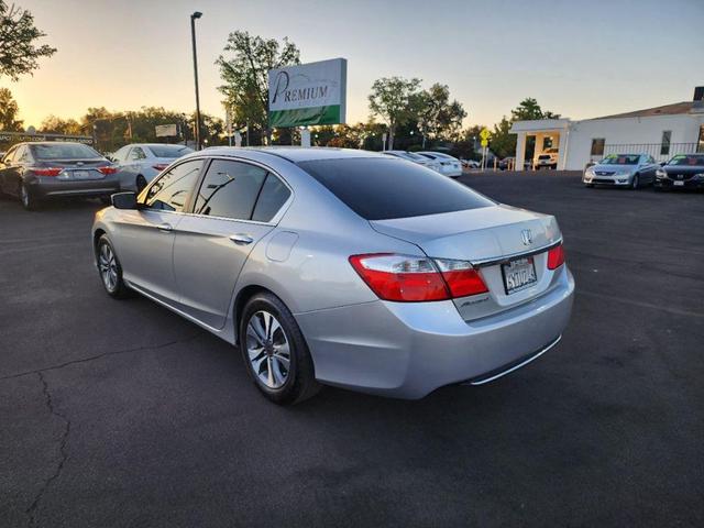 Photo of 2013 Alabaster Silver Metallic Honda Accord