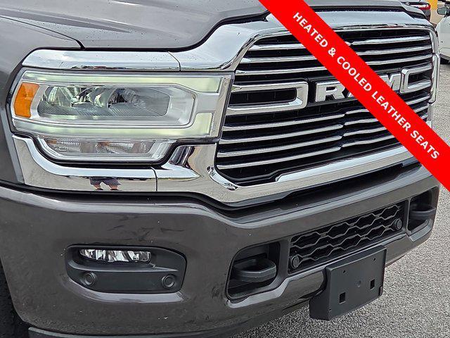 Photo of 2024 Granite Crystal Metallic Clearcoat RAM 2500