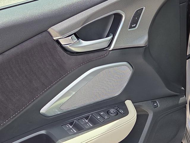 Photo of 2025 Gray Acura RDX