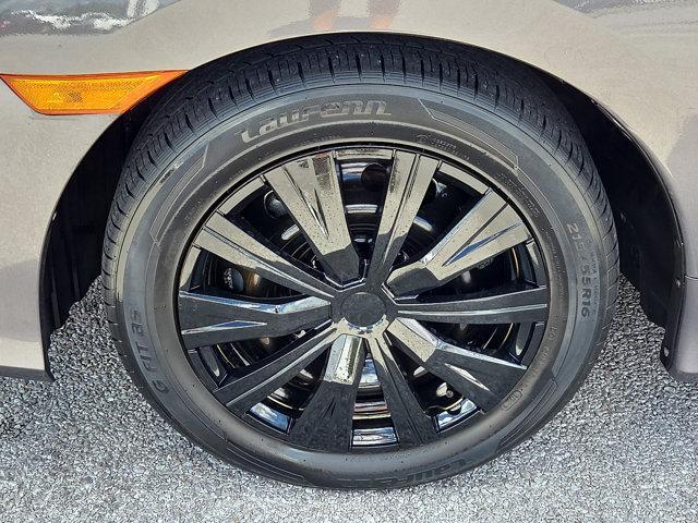 Photo of 2019 Modern Steel Metallic Honda Civic
