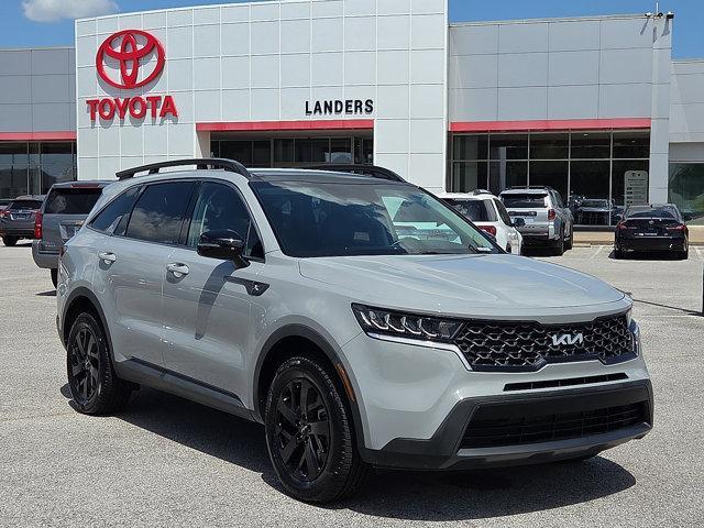 Photo of 2022 Wolf Gray Kia Sorento